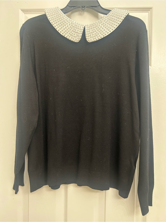 Sioni Sweaters - Sioni Black Top with Pearl-Embellished White Collar Accent